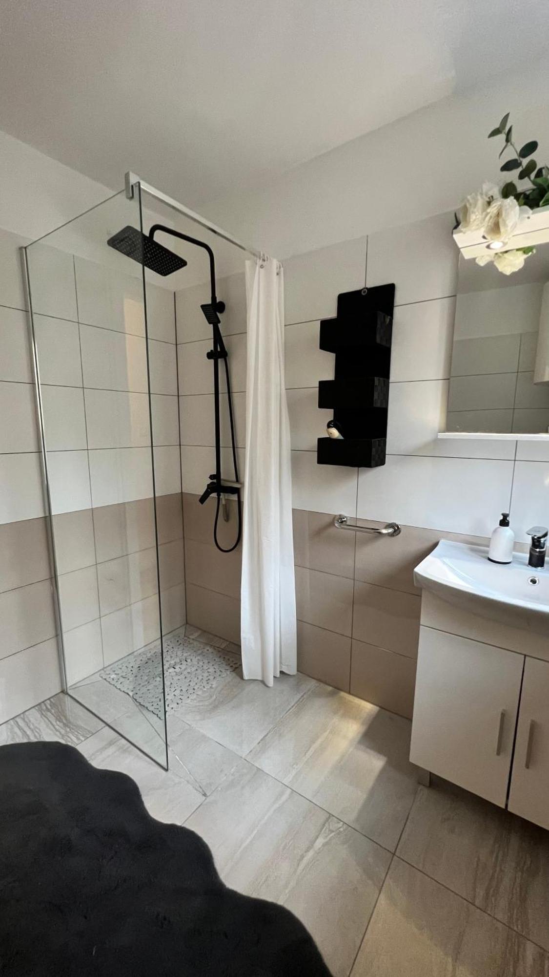 Apartment D&D เปรมันตูรา ภายนอก รูปภาพ